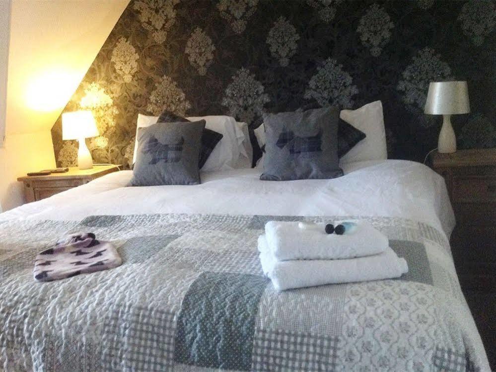The Hopetoun Arms Hotel Leadhills エクステリア 写真